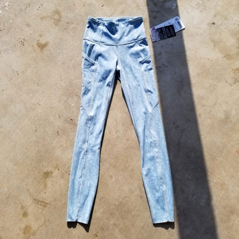 Lululemon athletica leggings NWT size 0